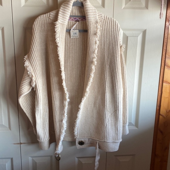 Free People Sweaters - Free People NWT Boho Fringe OVERSIZED HEAVYWEIGHT Trim Pockets Sweater